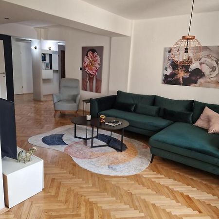 Comfy Center Apartment Σκόπια Εξωτερικό φωτογραφία