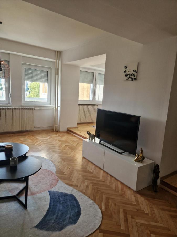 Comfy Center Apartment Σκόπια Εξωτερικό φωτογραφία
