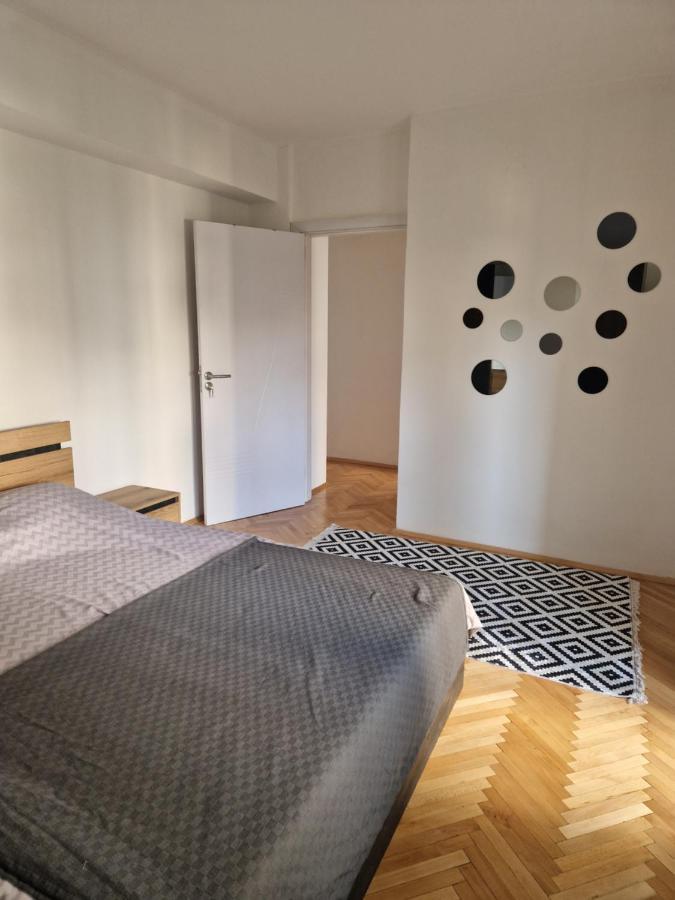 Comfy Center Apartment Σκόπια Εξωτερικό φωτογραφία