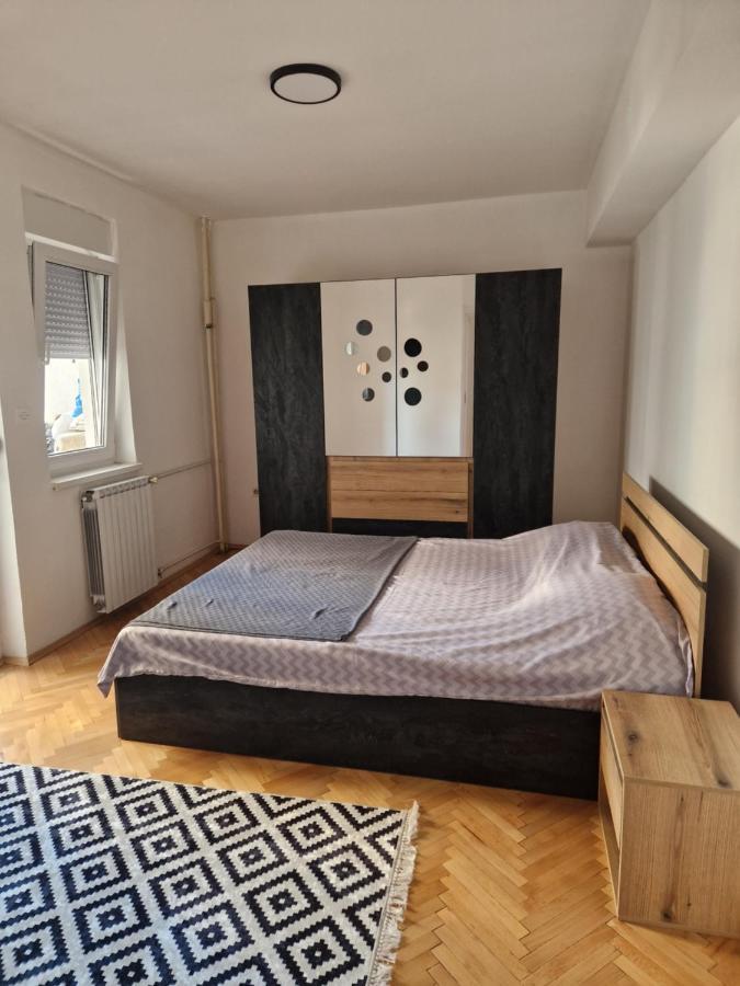 Comfy Center Apartment Σκόπια Εξωτερικό φωτογραφία