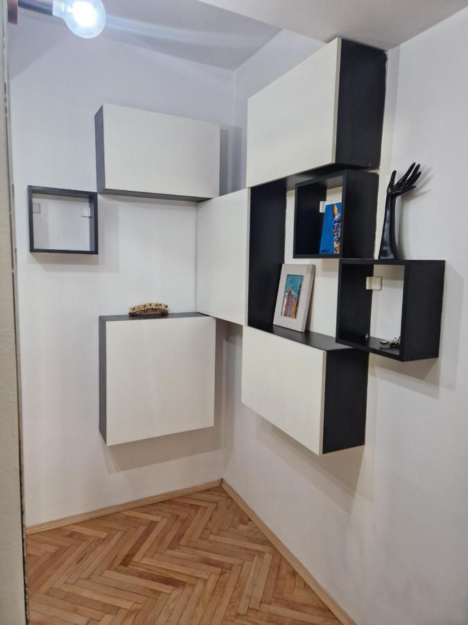 Comfy Center Apartment Σκόπια Εξωτερικό φωτογραφία